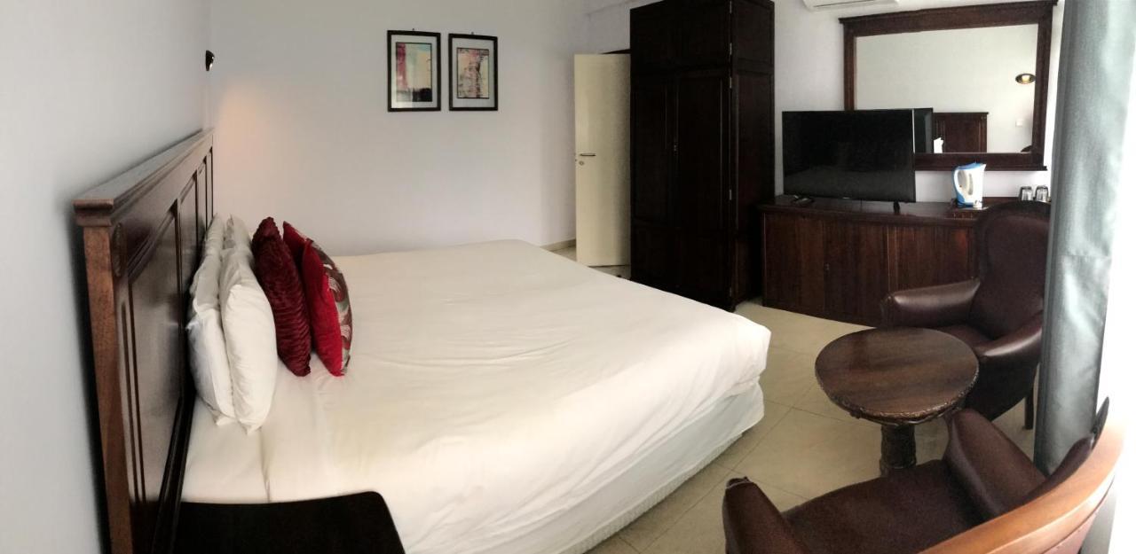 ליבינגסטון Crescent Lodge מראה חיצוני תמונה
