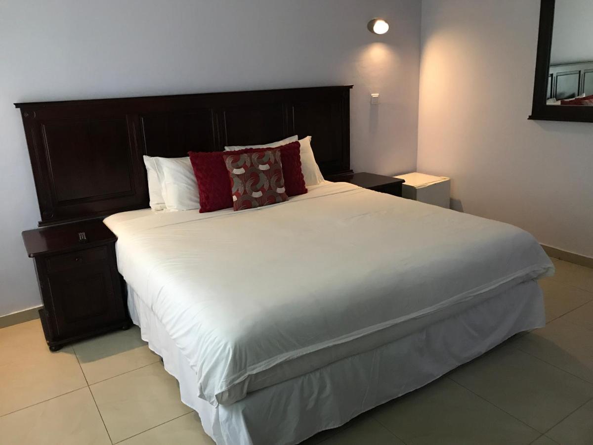 ליבינגסטון Crescent Lodge מראה חיצוני תמונה
